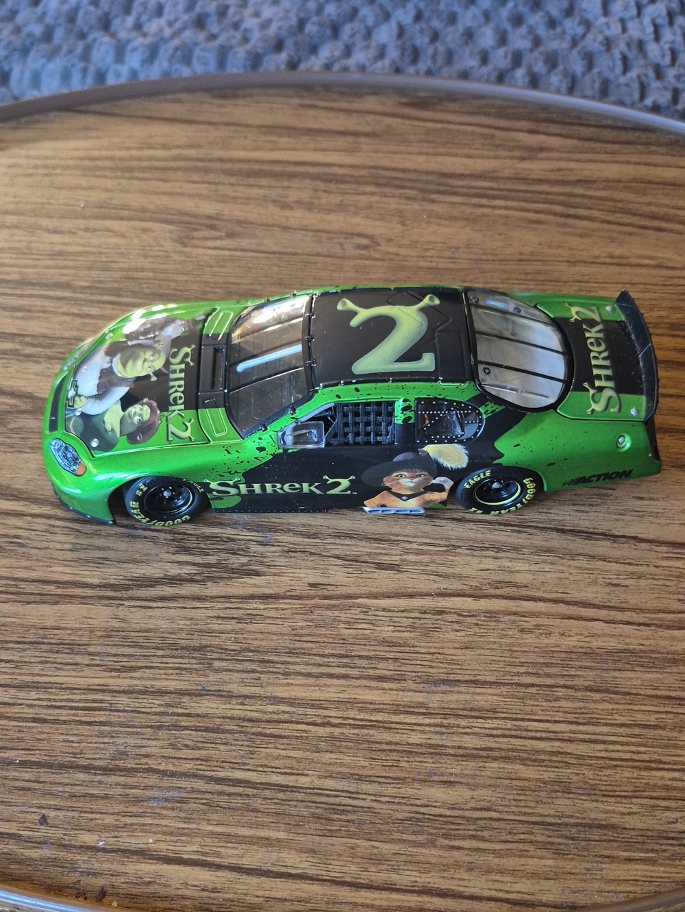 Shrek 2 Green Die-Cast Race Car Toy Preowned Gently Displayed 1/24 Scale